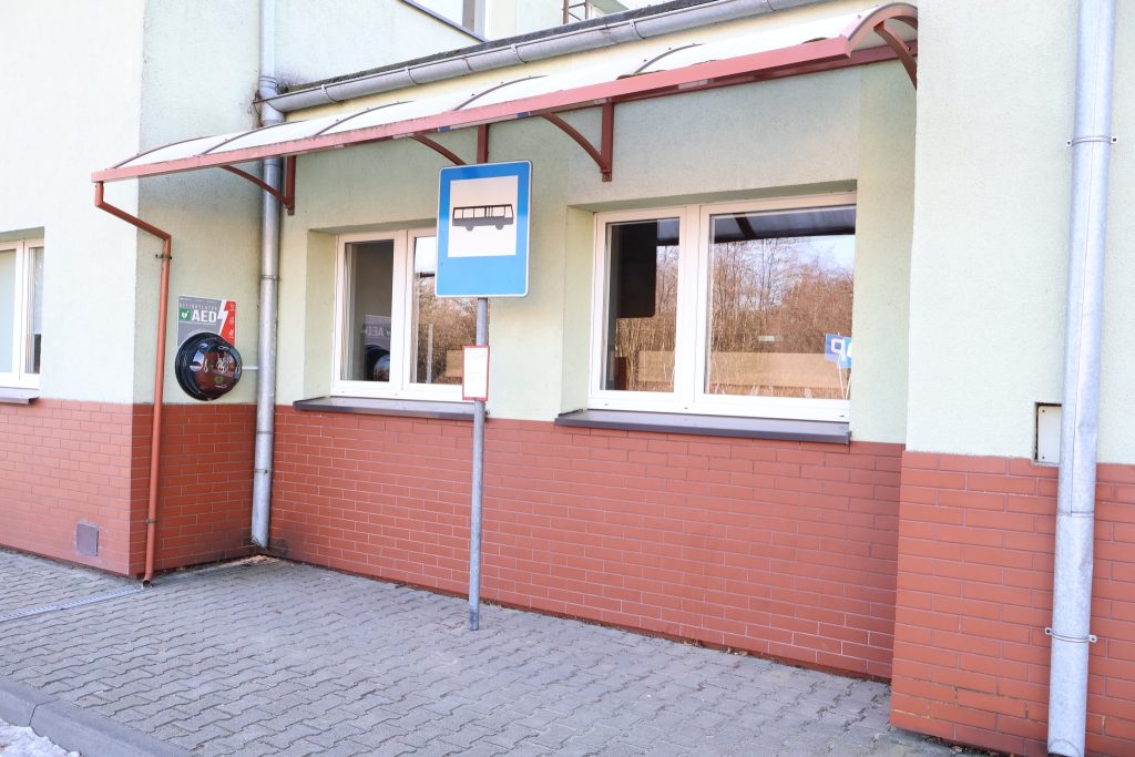AED w Tomicach